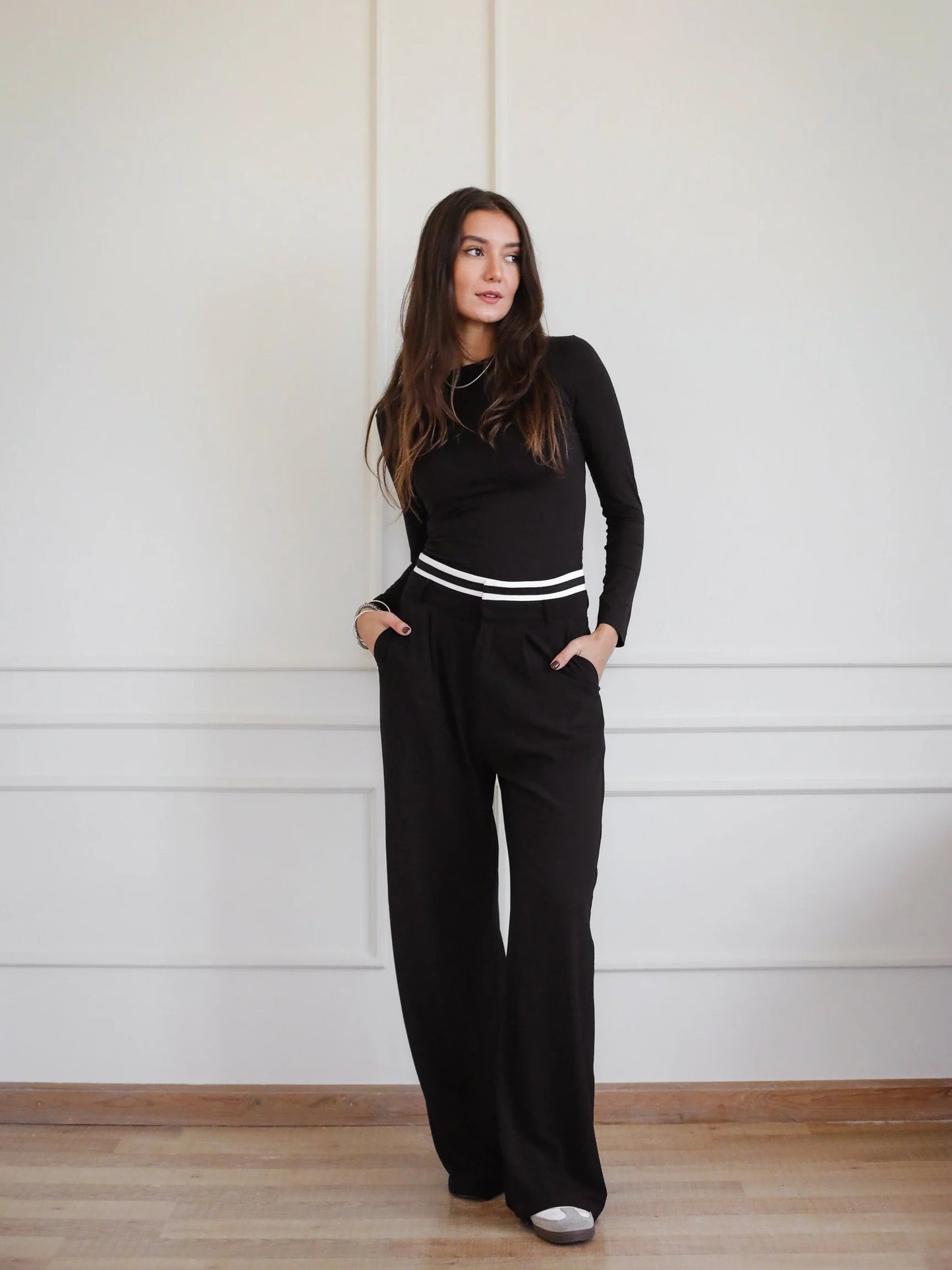 Standout Pants - Ascia