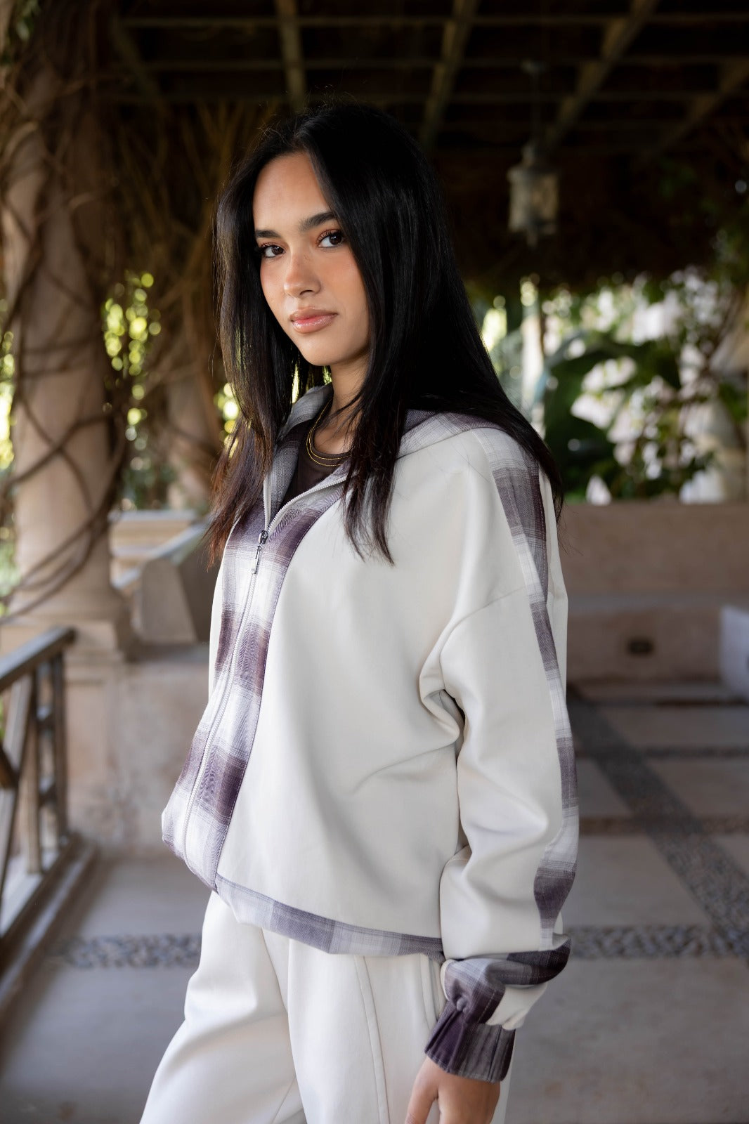 Beige x square brown wool set - Creations