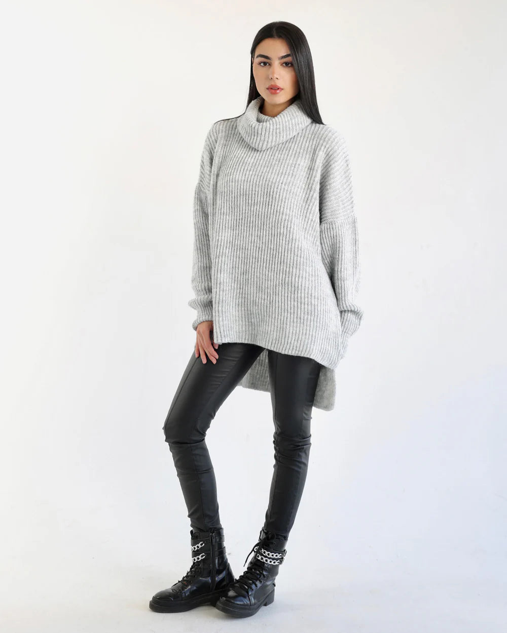 Knit oversized pullover - Sara Salama