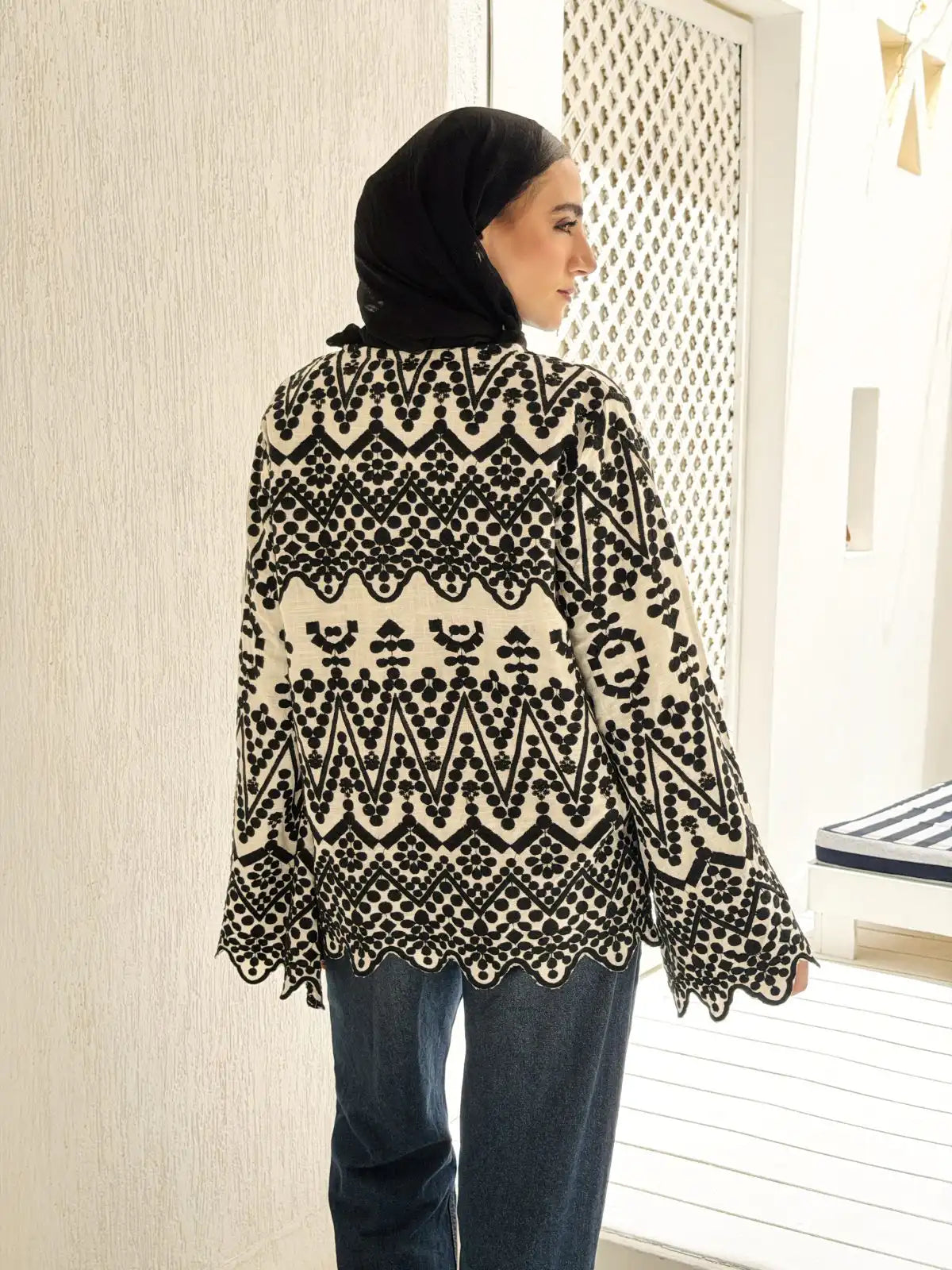Celina Embroidered blouse - Estringo