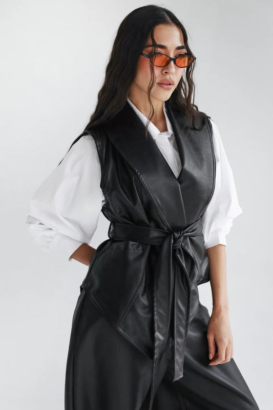 Smart Move Leather Vest - Amalia