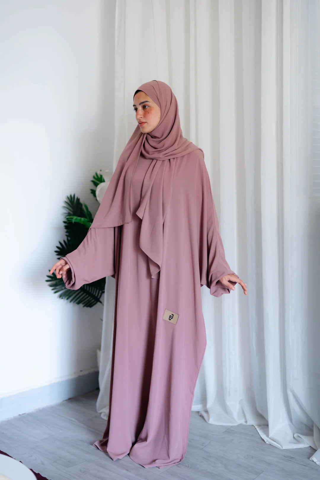 Jamila Isdal - Jamila