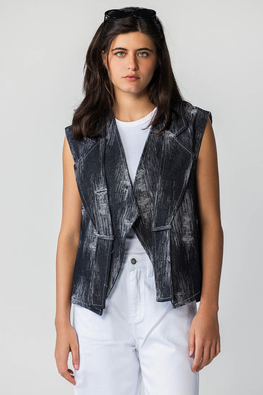 S26-V139 The Shadowed vest BLACK - AED