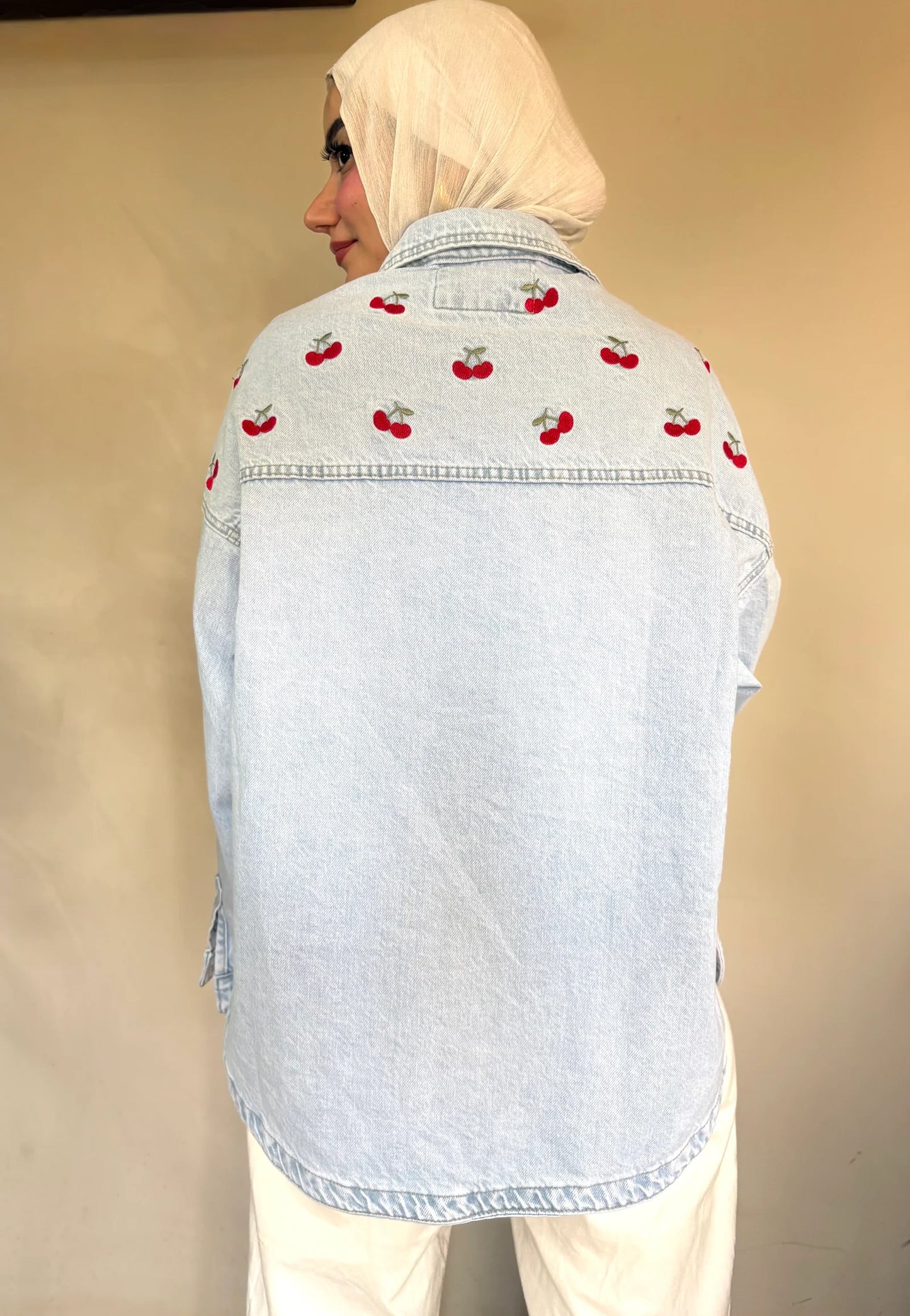 CHERRY DENIM JACKET - Traumen