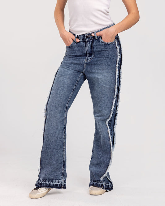 4,529 Wide Leg Jeans Stock Photos, High-Res Pictures, and Images