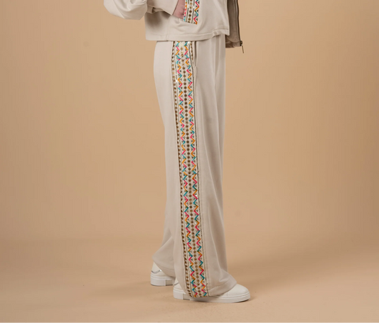 Melton x Embro Sweatpants - Nahla el alfy