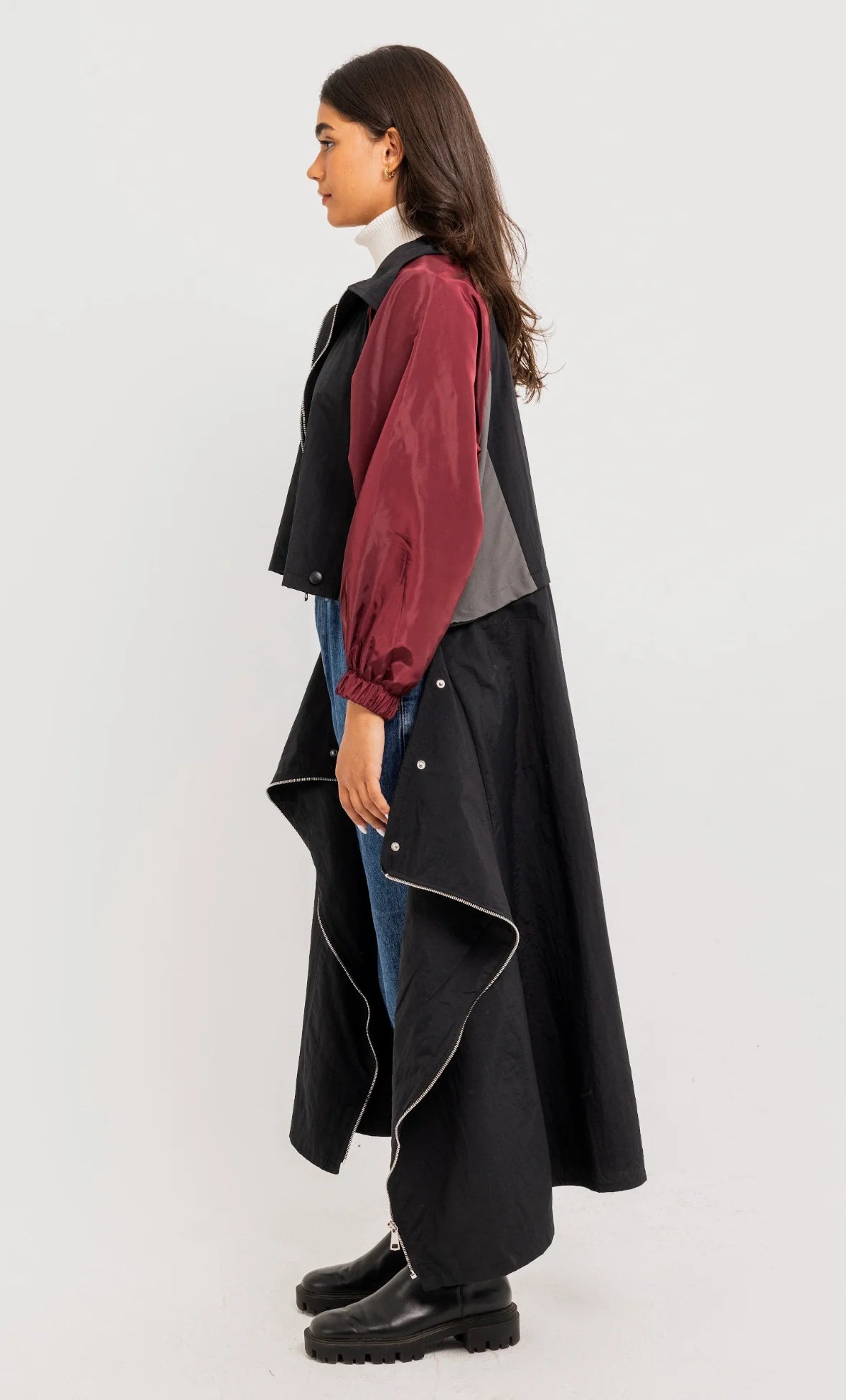 Buttoned Trench Coat - Theyab