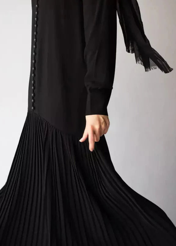 Buttoned pleated abaya -Modesty
