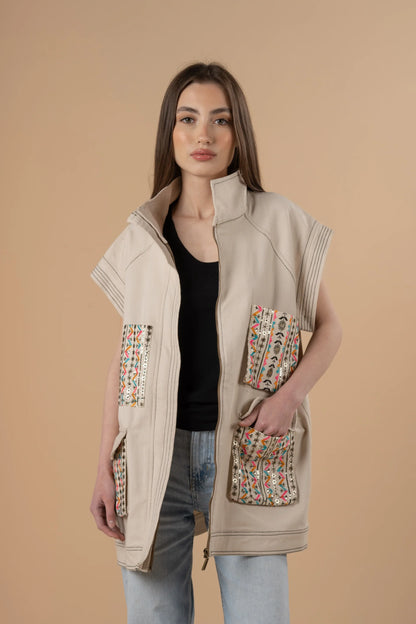 Embro pockets vest - Nahla El Alfy