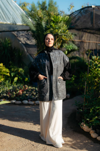 Dark mode vest - Jamila