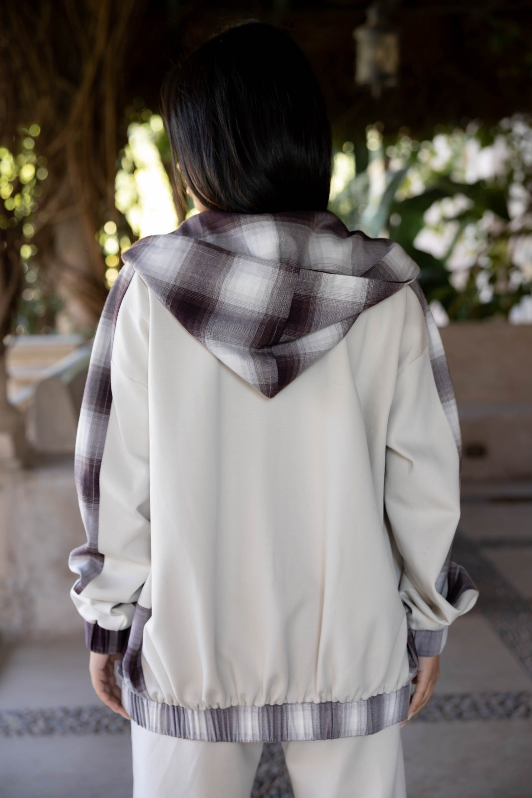 Beige x square brown wool set - Creations