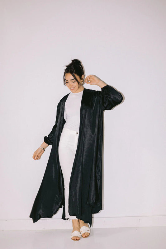 Asymmetrical satin kimono - Amalia