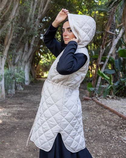 Puffer Vest code 107 - The cape