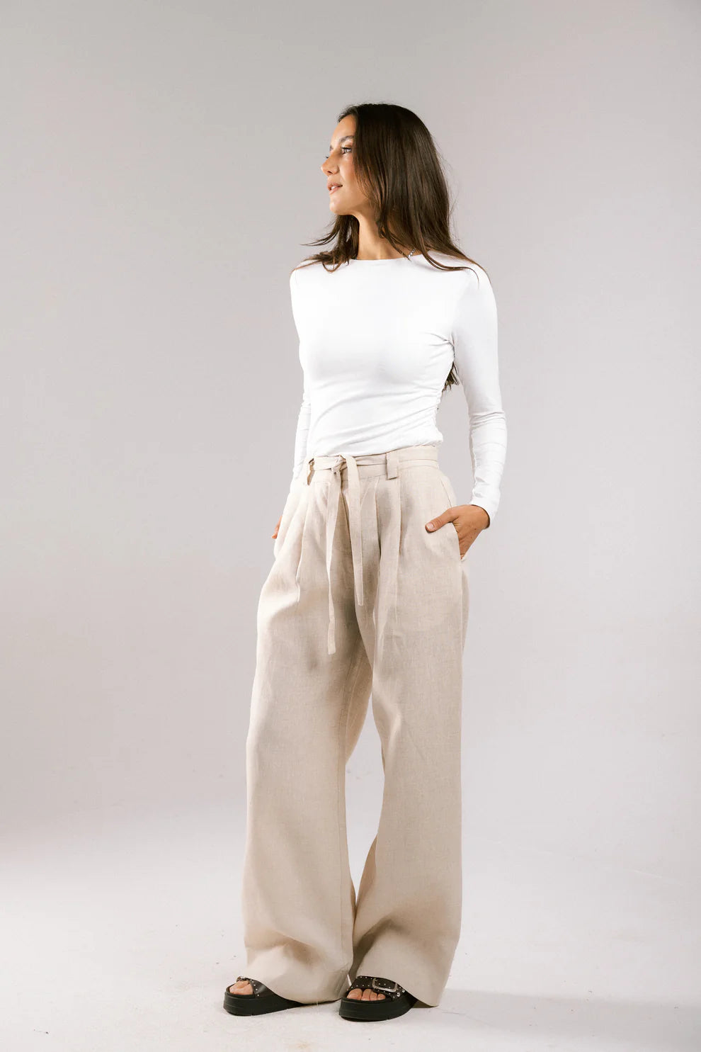 The Pleated Breeze Linen Pants - Amalia-L/XL-Beige