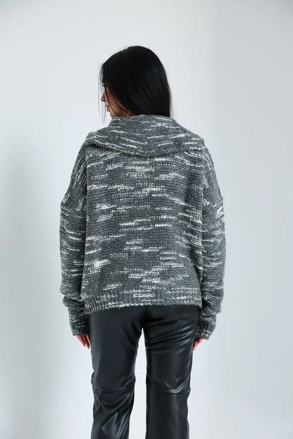 THE CLOUD COLLAR - Sara salama