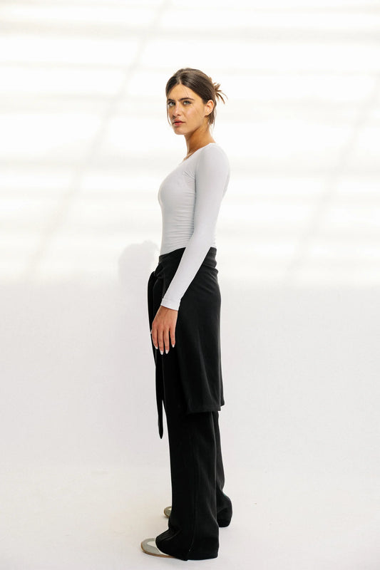 W25-P27 THE FLOW FORM PANTS - AED