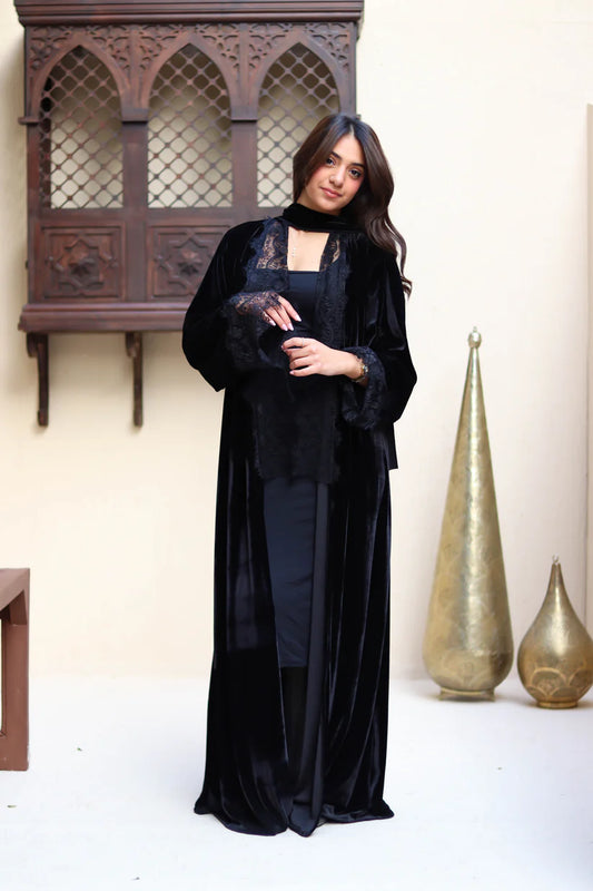 Velvet Lace Kaftan - layal