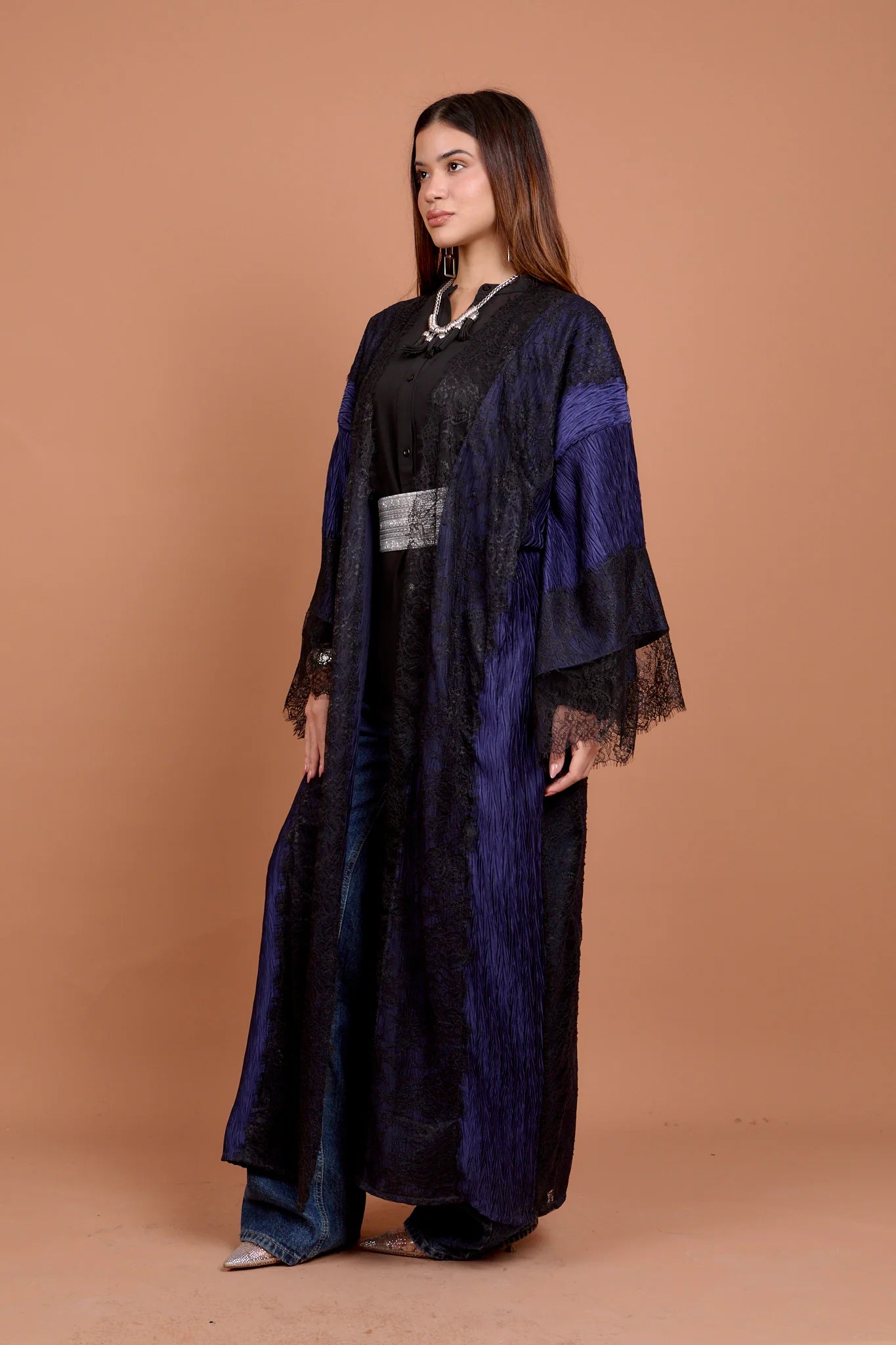 Satin & Lace Kimono - Nahla el alfy