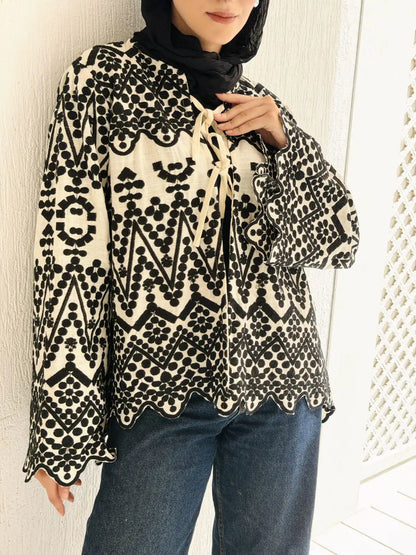 Celina Embroidered blouse - Estringo