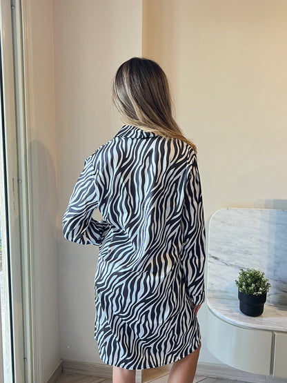 Zebra satin shirt dress - Chummy
