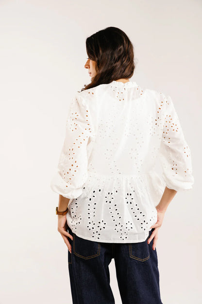 The eyelet blouse - Peach and mint