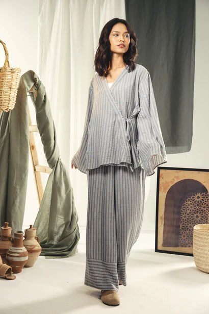 S26-P72 striped wide leg pants - AED