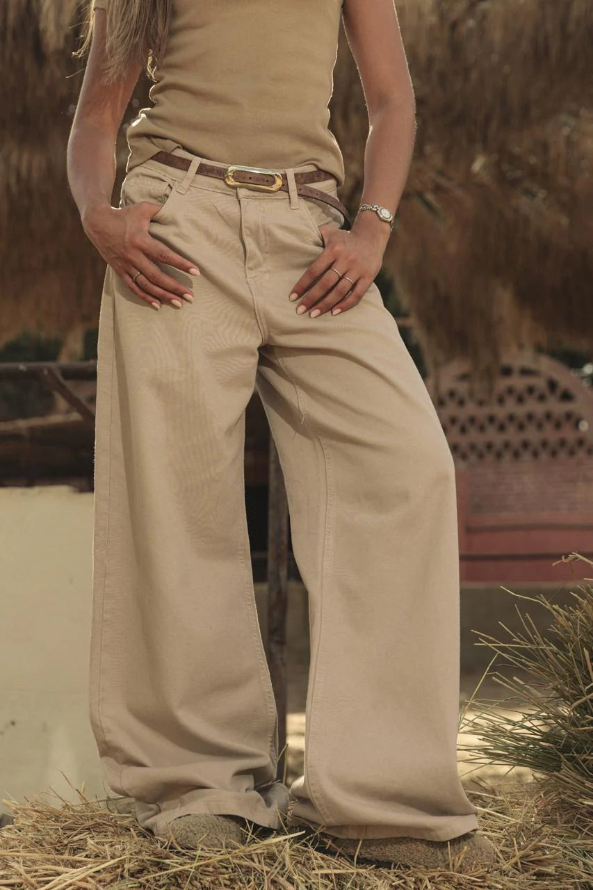 Straight Leg Jeans - AB Essentials