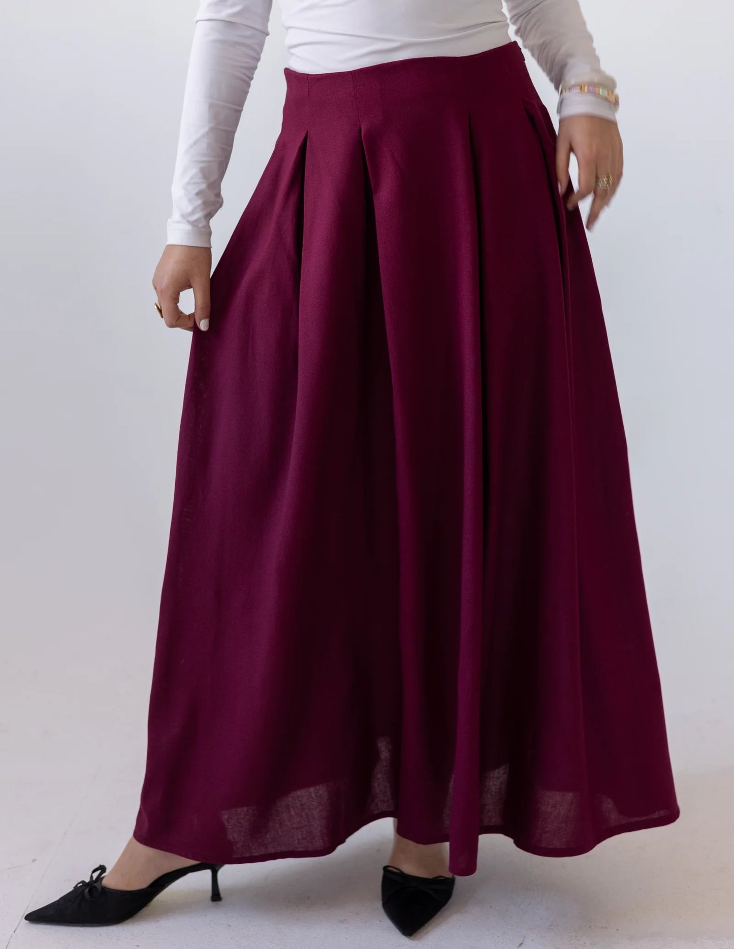 Darts Linen skirt - Khadija Hijab