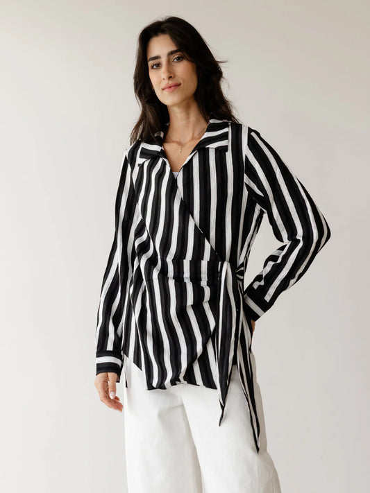 Urban Line Tie Shirt - ASCIA