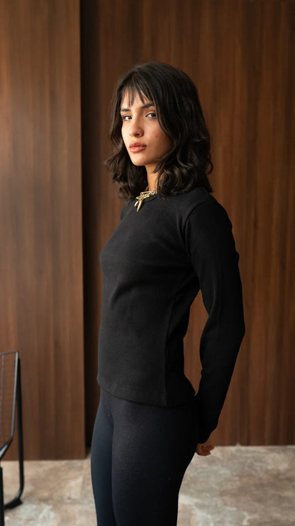 The Essential Top - Lail