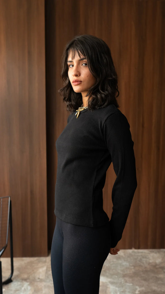 The Essential Top - Lail