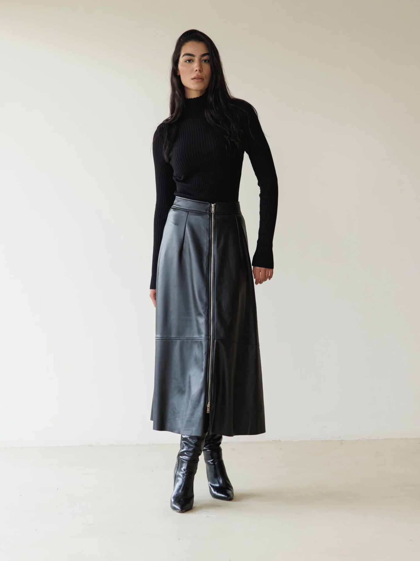 The ZiP Line Skirt - ASCIA
