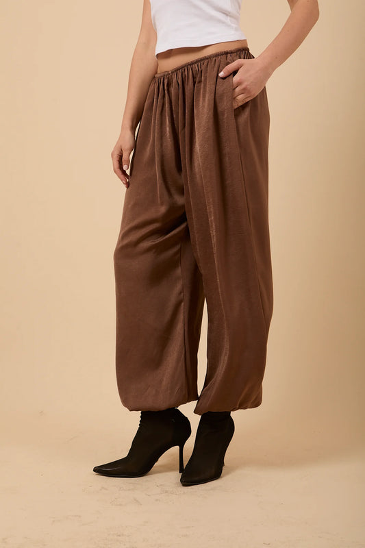 Balloon Pants - Nahla el alfy