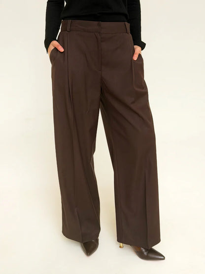 The tailored relaxed pants - Nk designs