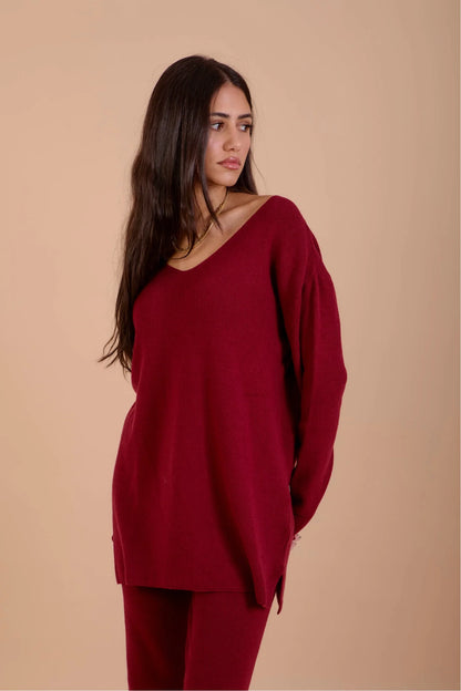 V-Neck Knit Pullover - Nahla el alfy