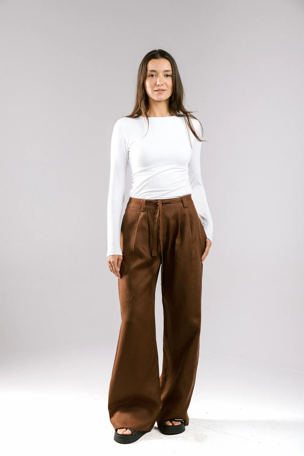 The Pleated Breeze Linen Pants - Amalia-L/XL-Brown