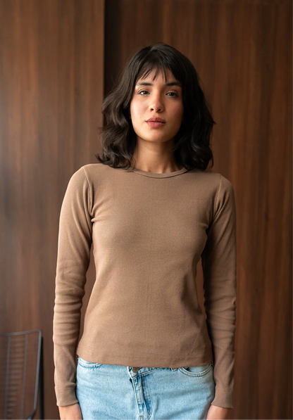 The Essential Top - Lail