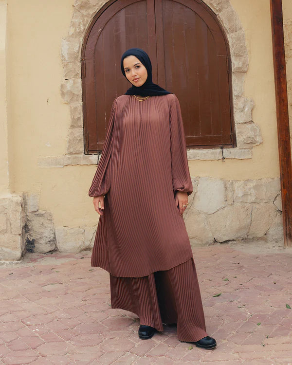 The pleat fall set - Modesty