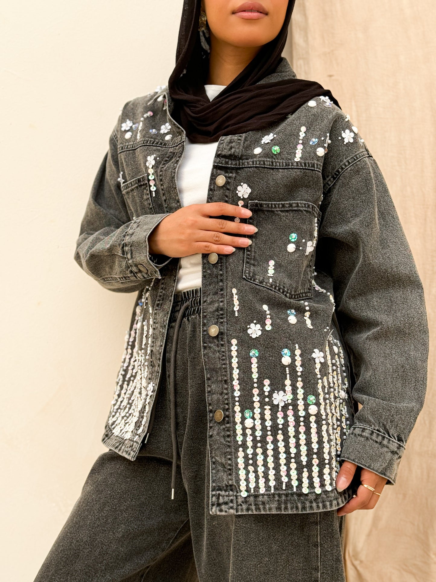 Flower studded denim jacket - Magazin