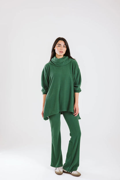 Cozy ribbed lounge set - Taj Sisters