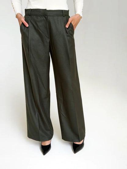 The tailored relaxed pants - Nk designs