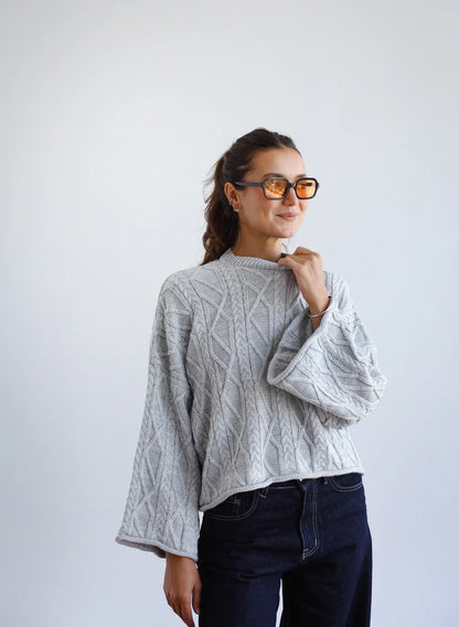 heartwarming cable  sweater - Amalia