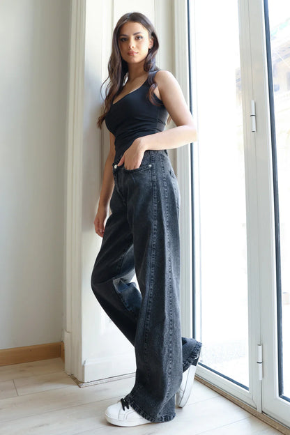 Rhinestone Straight Jeans - Sara salama