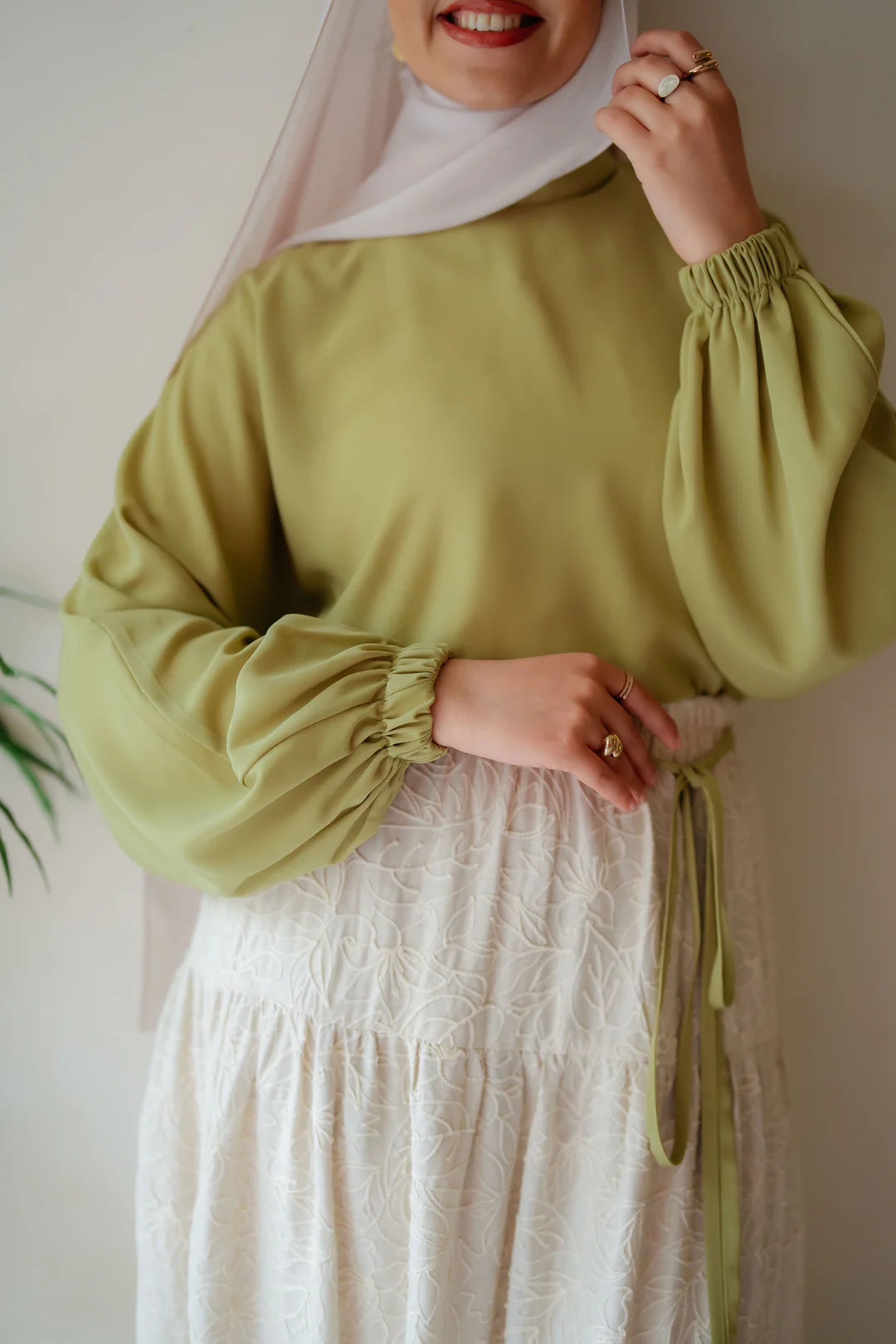 Balloon Blouse - Jamila