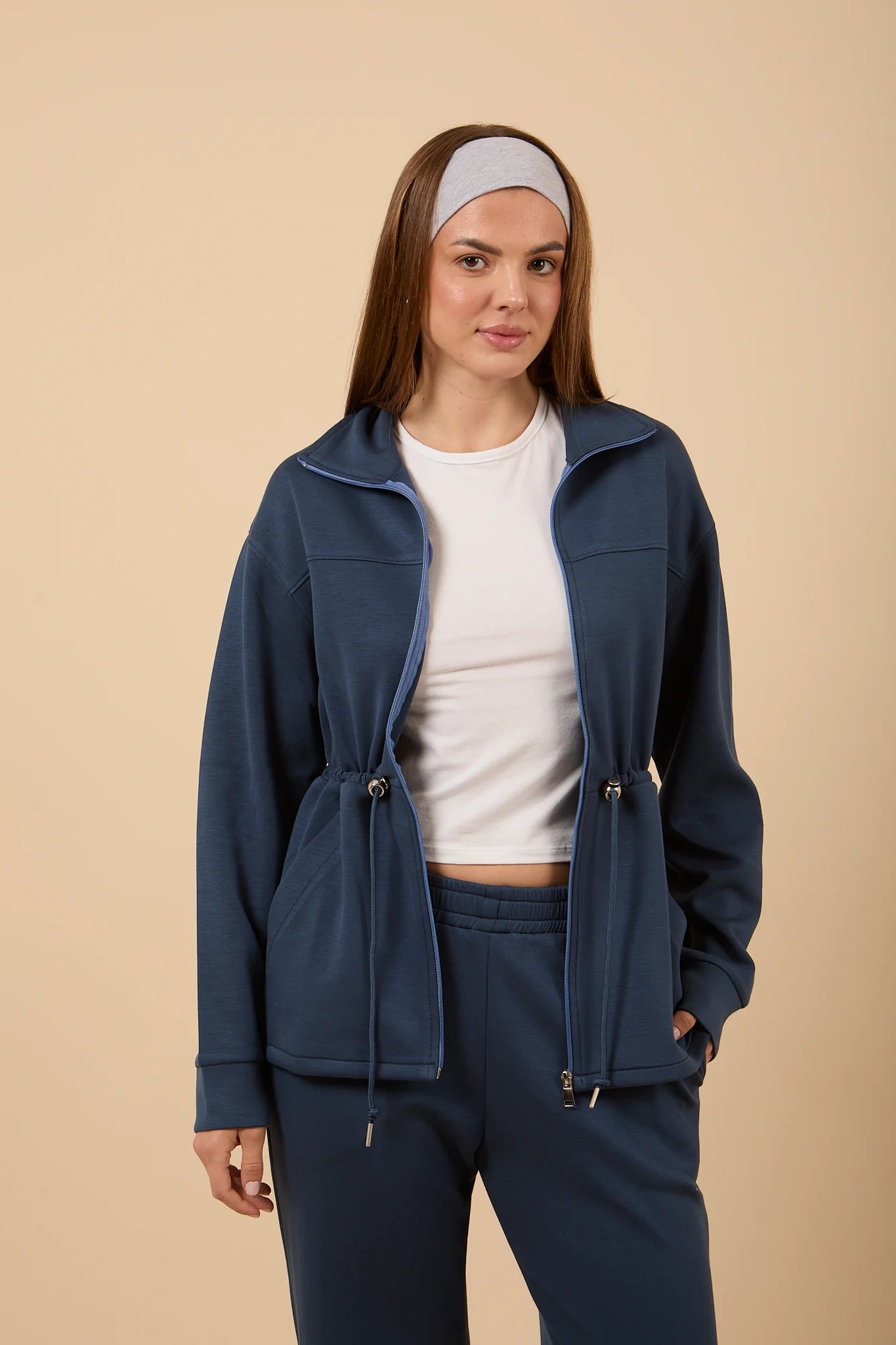 Soft touch Jacket - Nahla el alfy