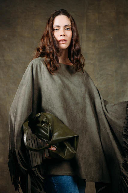Fringes cape - Urs